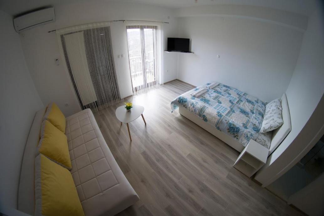 Apartmani Ivkovic+ Trebinje Exteriör bild